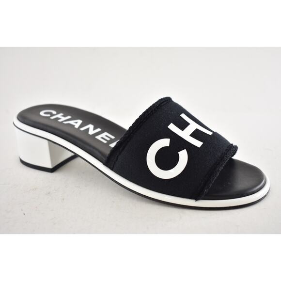 Chanel 24C Black White CHA NEL Letter Logo Mule Slide Block Heel Sandal 39.5 - Picture 3 of 15